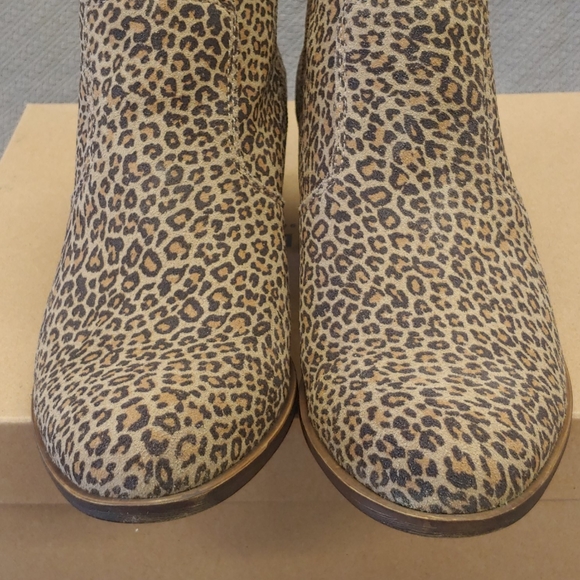 Lucky Brand Belia ankle bootie Eyelash-8.5 - Picture 6 of 10